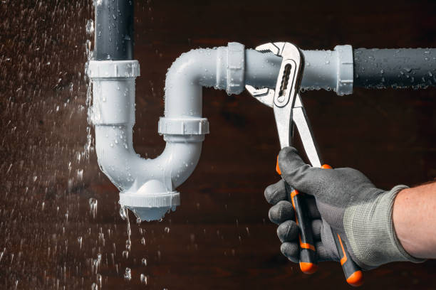 Professional Plumbing technician working in Quaker City, OH